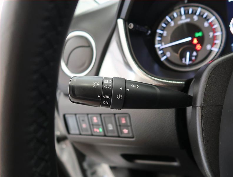 Suzuki Vitara (2021) 1.4 BoosterJet, digi klima - fotka 20 z 22