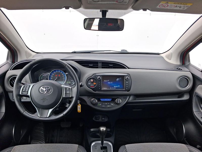 Toyota Yaris 1.5 HSD Trend - fotka 5 z 23