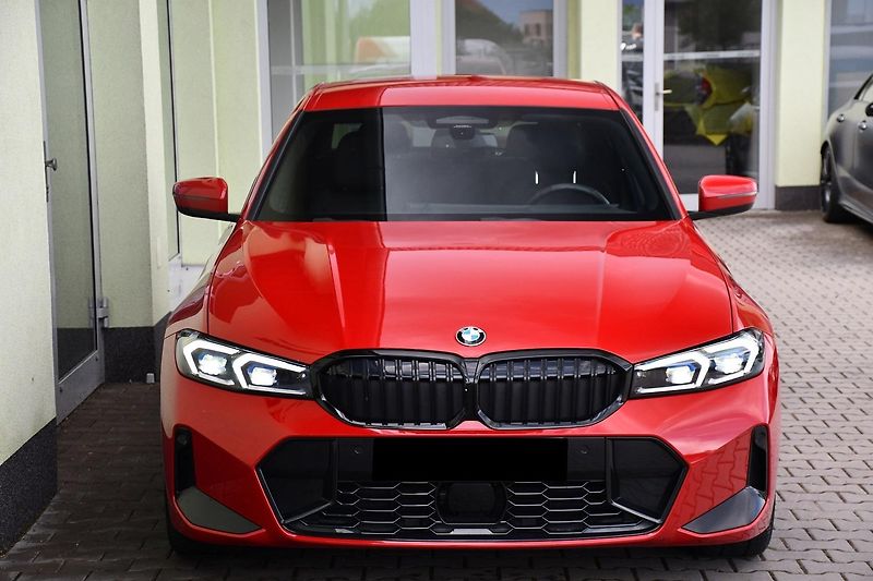 BMW Řada 3 320d xD Head-up MSPORT ČR - fotka 9 z 41