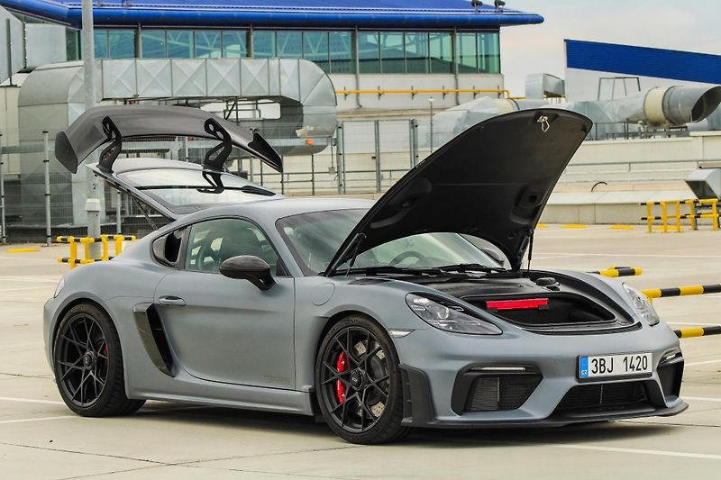 Porsche Cayman (2024) GT4RS WEISSACH - fotka 13 z 24