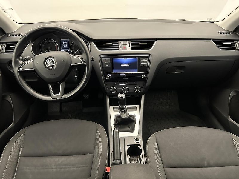 Škoda Octavia 1.0 TSI Ambition Plus Extra - fotka 5 z 22