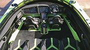 Lamborghini Aventador SV Roadster a rychlostní člun Marine Technologies MTI G6.