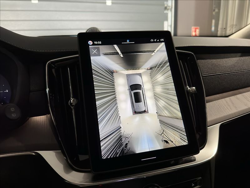 Volvo XC90 (2026) 2,0 T8  Ultra Bright - fotka 32 z 42