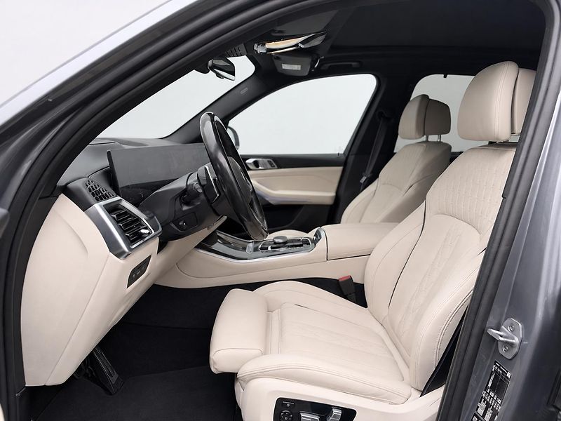 BMW X5 30d M paket - fotka 7 z 16