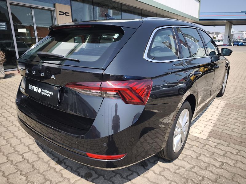 Škoda Octavia 2021 ČR 2.0 TDI DSG STYLE - fotka 5 z 31