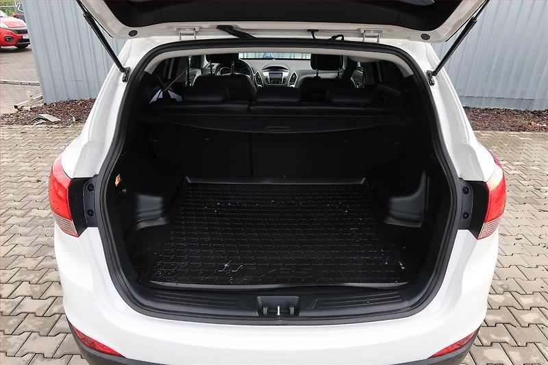 Hyundai ix35 (2012) 1.7 CRDi, Serv.kniha, Tempomat - fotka 13 z 16