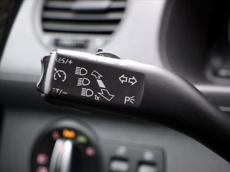 Volkswagen Caddy 2,0 TDI 81kW 4Motion 1.Majitel - fotka 19 z 33
