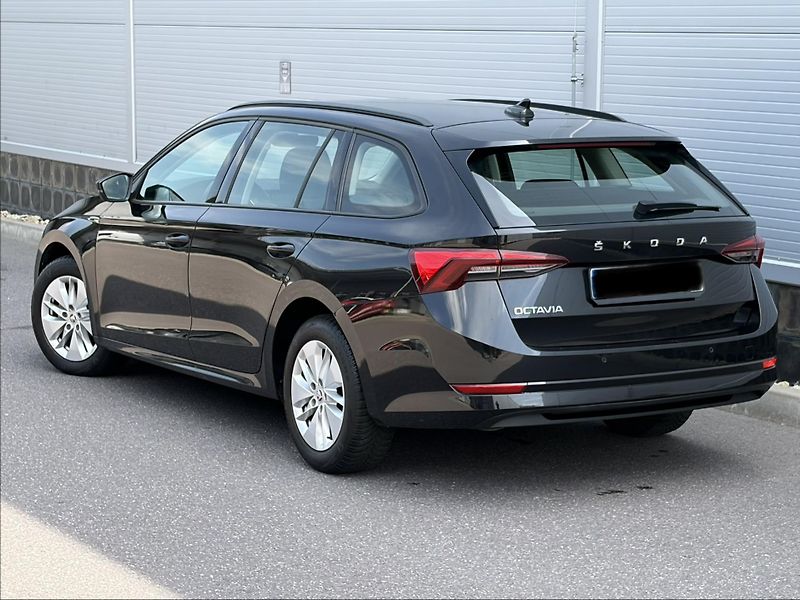 Škoda Octavia (2021) 2.0TDi/NAVI/ACC/VIRTUAL/ - fotka 7 z 22