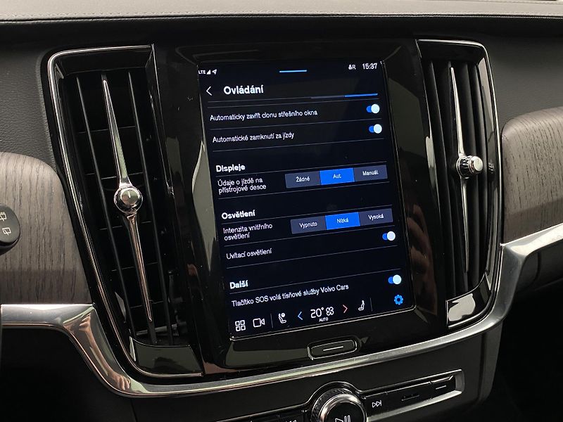 Volvo V90 CC B5 AWD PLUS REZERVACE - fotka 46 z 49