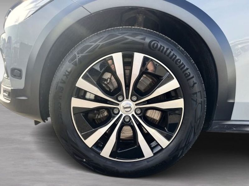 Volvo V90 CC B4 AWD Core NezTop Tažné - fotka 8 z 20