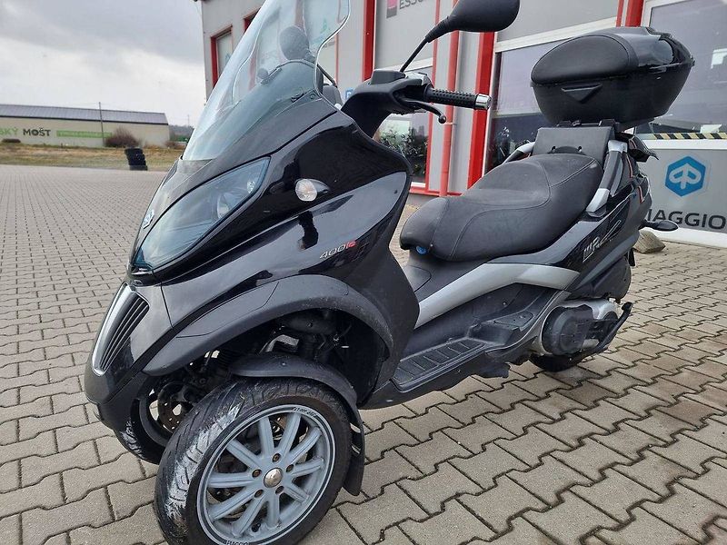 Piaggio MP3 400 LT (2010) - fotka 13 z 19