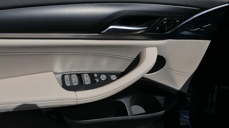 BMW X4 xDrive 30i M Sport - fotka 9 z 23