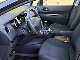 Peugeot 5008 1,6THP SW *DIGIKLIMA* - náhled 33