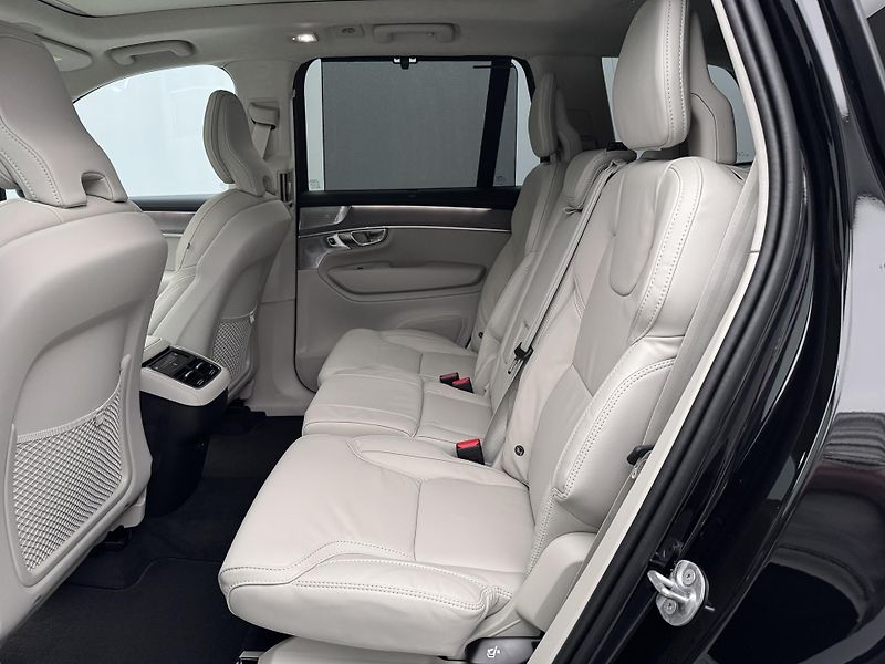 Volvo XC90 (2026) B5 AWD AUT BRIGHT ULTRA 7 míst - fotka 7 z 26