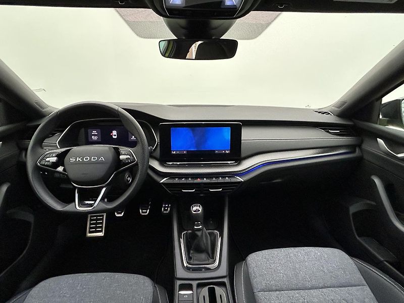 Škoda Octavia 1.5 TSI SportLine - fotka 5 z 29