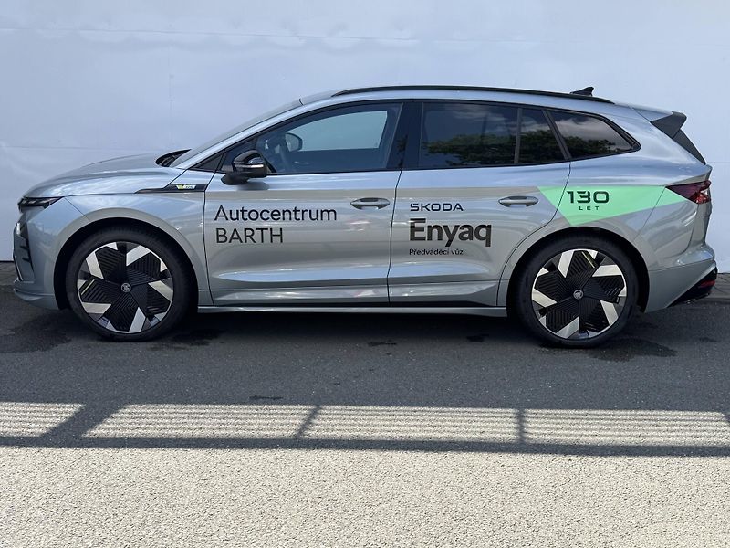 Škoda Enyaq (2026) RS 4x4 84 kWh - fotka 3 z 26