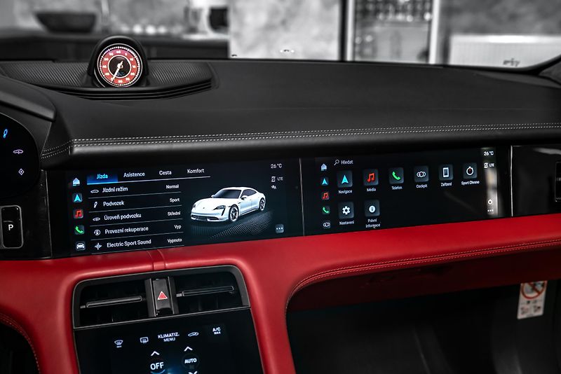 Porsche Taycan Turbo S PCCB/PDCC/PDLS+/PTV/BU - fotka 20 z 30