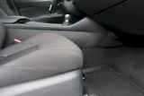 Toyota C-HR (2023) Comfort Business 1,8  Hybrid e - náhled 14