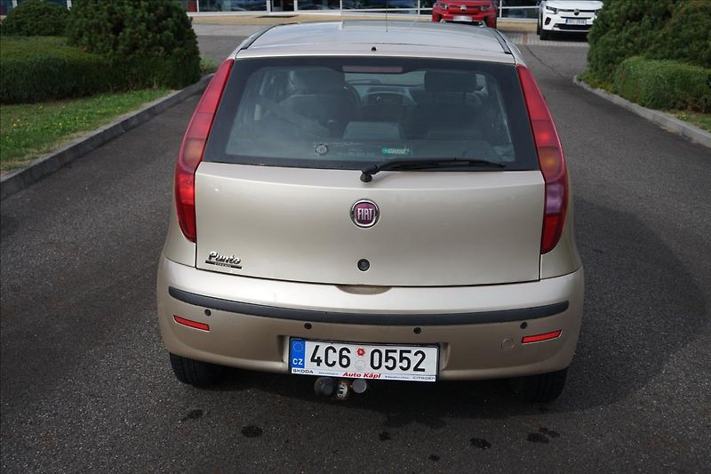 Fiat Punto 1,2 8V  Tažné - fotka 4 z 15