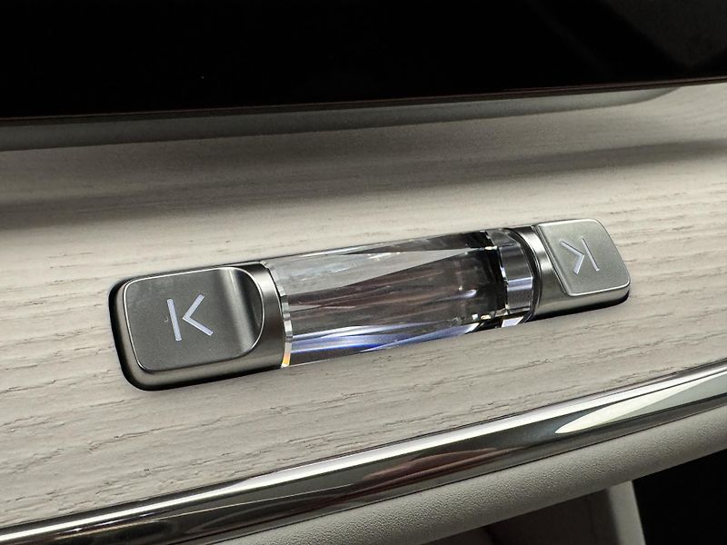Volvo ES90 (2026) PURE ELECTRIC ULTRA - fotka 21 z 23