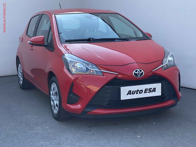 Toyota Yaris (2019) 1.5 VVT-i, Dynamic, AC - fotografie inzerátu