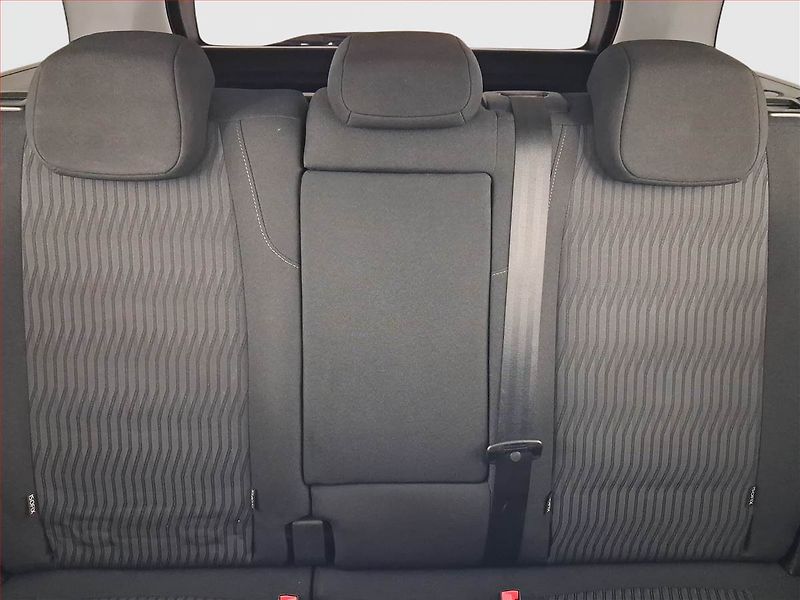 Peugeot 308 (2014) 1.6 e-HDi, Serv.kniha - fotka 10 z 20