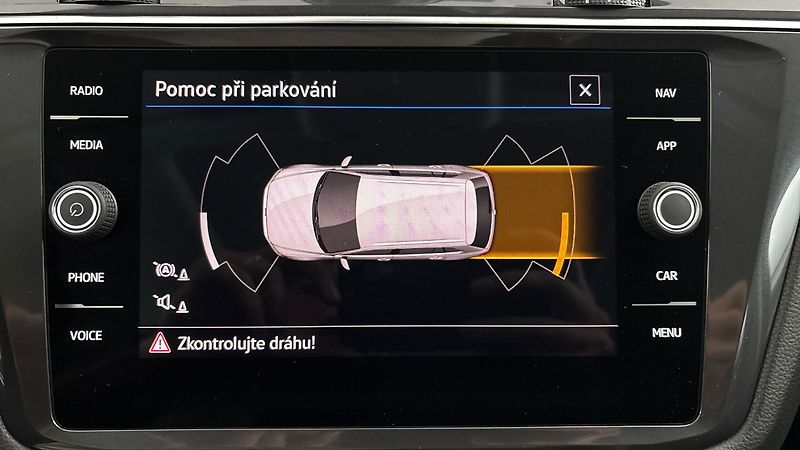 Volkswagen Tiguan Allspace 2.0 TDI DSG Life - fotka 12 z 29