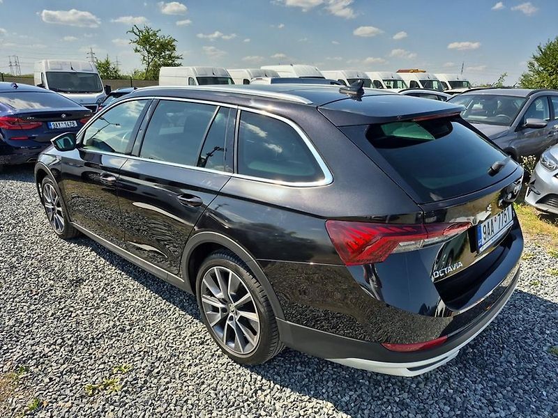 Škoda Octavia (2022) SCOUT 147 kW 4x4 DSG PAN, TAŽ - fotka 4 z 18