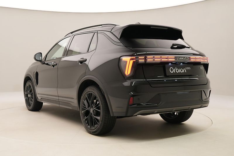 Lynk & Co 01 MORE PHEV AUT CZ 1.maj - fotka 9 z 93