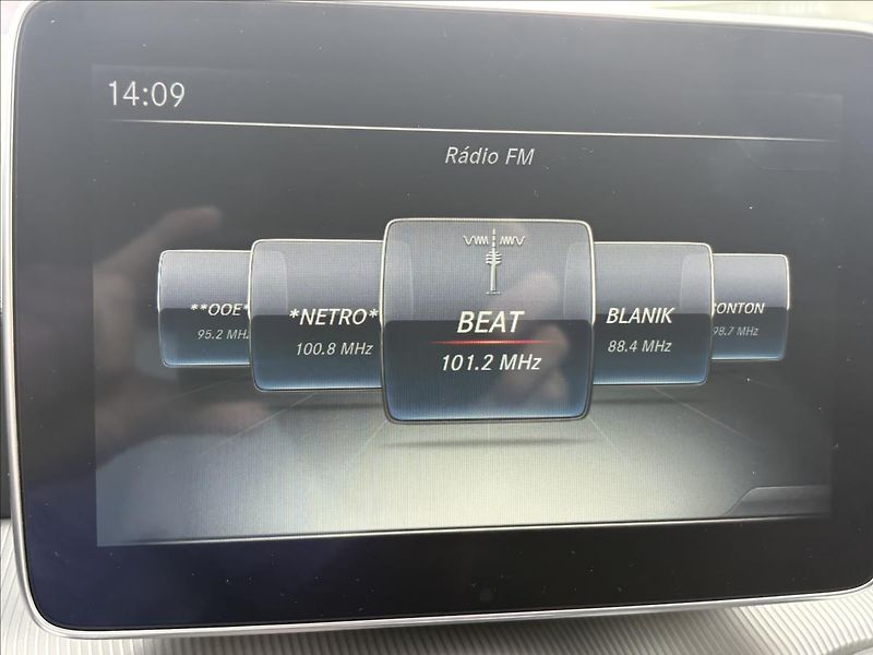 Mercedes-Benz CLA 2,2 220d 130kW,Bi-Xen,Kamera - fotka 14 z 35