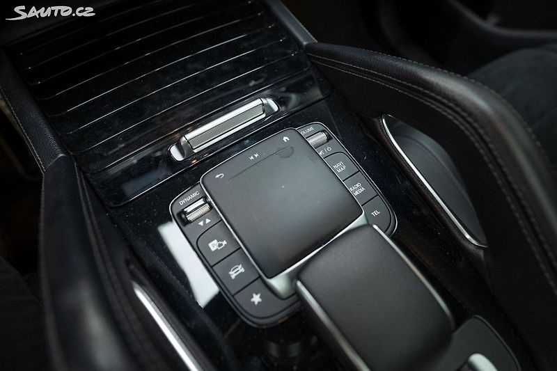 Mercedes-Benz GLE 400d 4Matic 243 kW Záruka - fotka 18 z 37