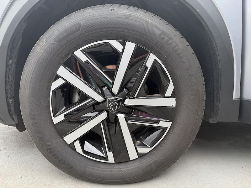 Peugeot 2008 (2025) ACTIVE PureTech 100k MAN6 - fotka 9 z 32