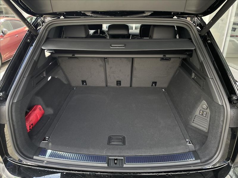 Volkswagen Touareg (2025) 3,0 TSI 340 kW eHybrid  R - fotka 15 z 16