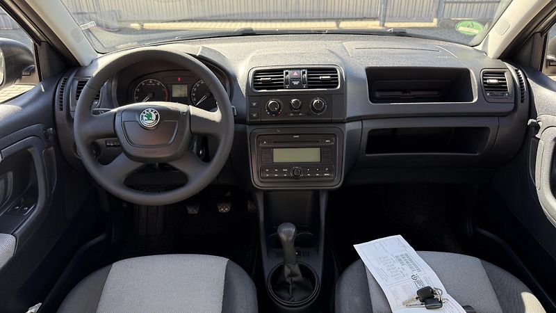 Škoda Fabia (2010) 1.4 16V*63kW*COOL-EDITION*TOP* - fotka 14 z 27