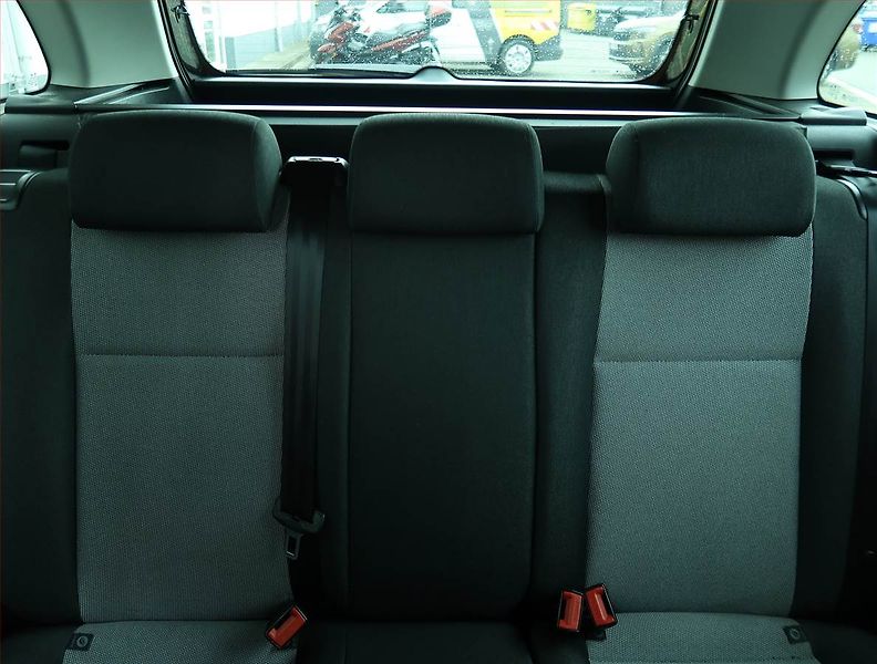 Škoda Fabia (2011) 1.2 TSI, Serv.kniha - fotka 10 z 15