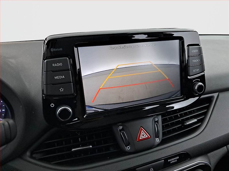 Hyundai i30 (2021) 1.5 DPI, Tempomat - fotka 20 z 20