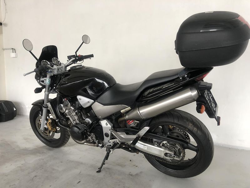 Honda CB 900 F Hornet - fotka 6 z 19