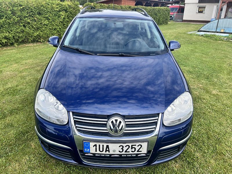 Volkswagen Golf 1.4TSI 90KW,DSG,DIGI,TEMPOMAT - fotka 2 z 45
