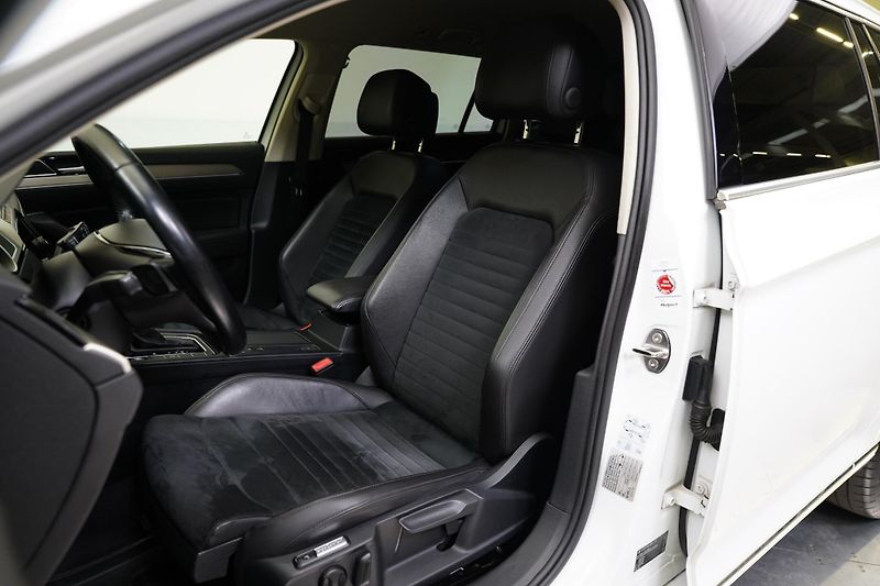Volkswagen Passat - fotka 11 z 25