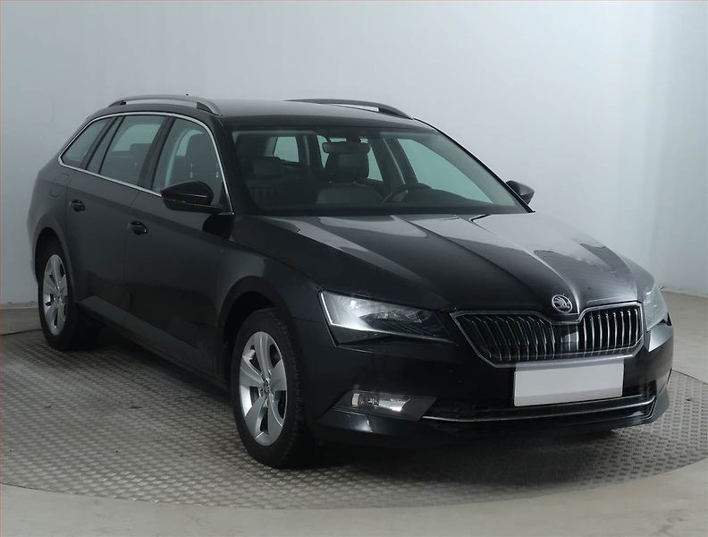 Škoda Superb (2018) Style 2.0 TDI, Automat, Kůže - fotografie inzerátu
