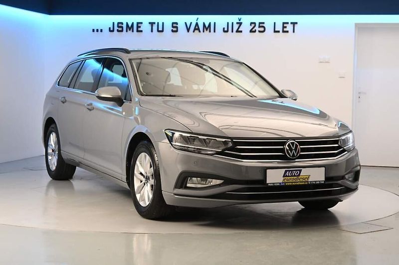 Ford S-MAX (2022) 2.0 TITANIUM Kamera Tažné 8 Ko - fotka 4 z 32