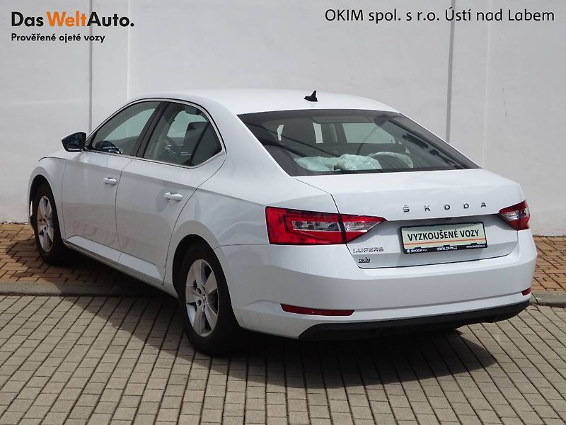Škoda Superb (2022) 2,0TDi /110kW DSG Ambition - fotka 14 z 26