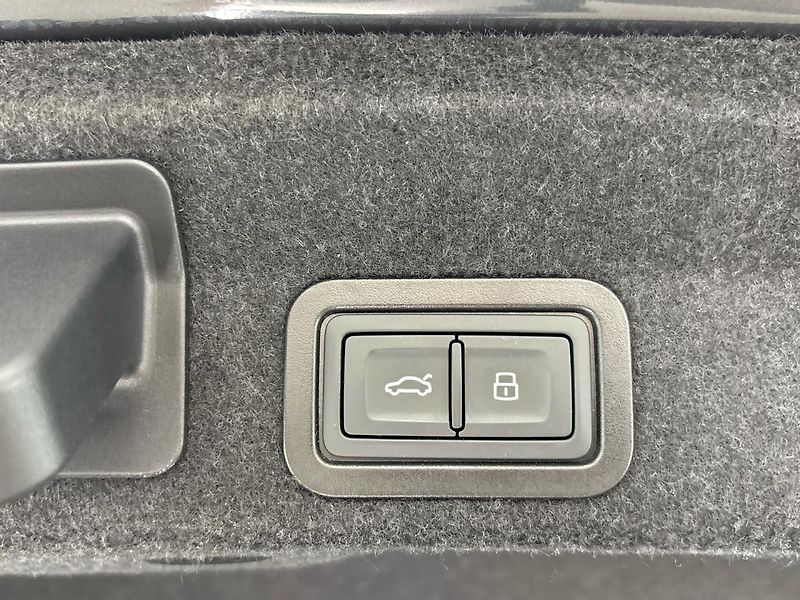 Audi A6 Sedan - fotka 29 z 30
