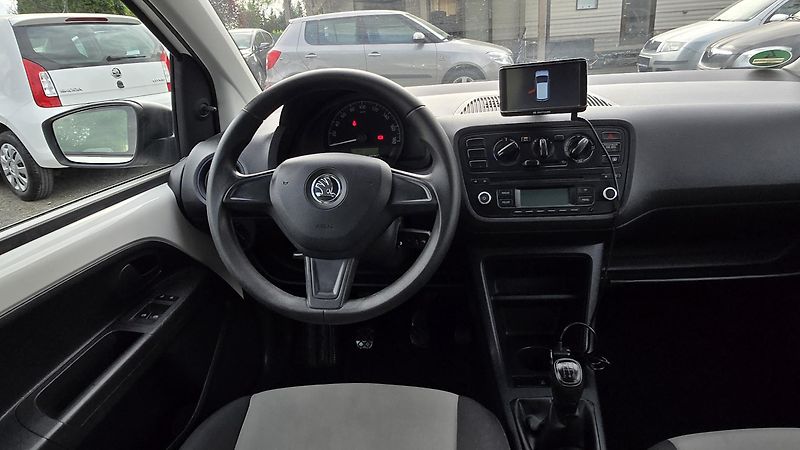 Škoda Citigo 1.0MPI  ACTIVE - fotka 16 z 31