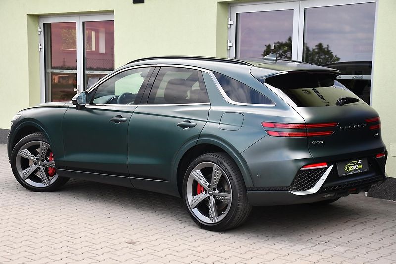 Genesis GV70 2.2 AWD SPORT LINE 1M - fotka 3 z 48