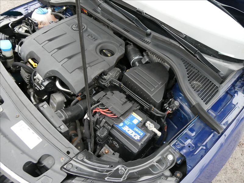 Škoda Rapid 1,6 TDi 66kW 2x kola,klima,ČR - fotka 33 z 37