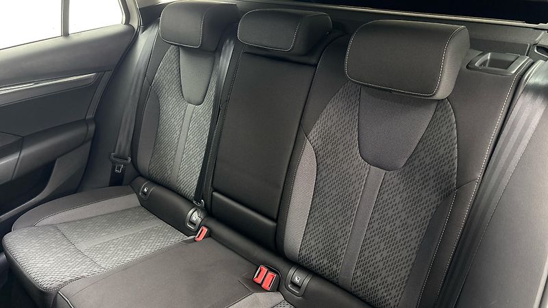 Škoda Octavia 1.5 TSI Style Combi - fotka 16 z 26