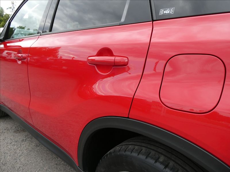 Suzuki Vitara 1,6 VVTi AUTOMAT,serviska,závě - fotka 16 z 50