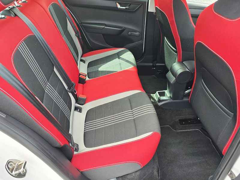 Škoda Fabia 1.2 TSI MONTE CARLO PANORAMA  - fotka 16 z 21