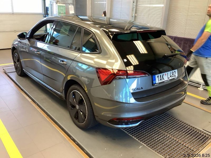 Škoda Scala Monte Carlo 1,5 TSI 110kW DSG7 - fotka 4 z 8